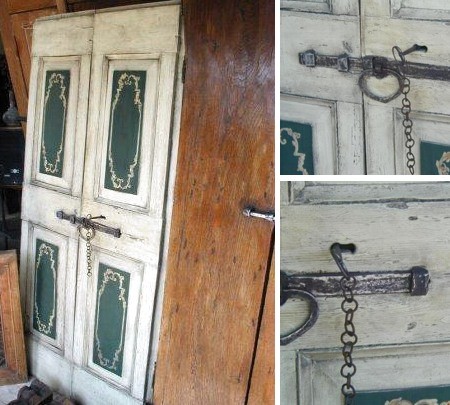 Porta antica restaurata, laccata e dipinta 